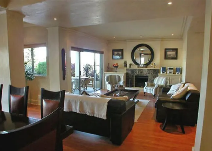 Beachside Villa & Penthouse Città del Capo